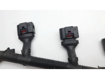 OSŁONA PRZEWODÓW CEWEK ZAPŁONOWYCH VW PASSAT AUDI A4, A6 2.0 ALT 3B0971824C