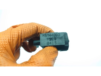 ELEKTROZAWÓR PODCIŚNIENIA MAZDA MX5, MIATA, 626, 323, FORD COURIER K5T44090