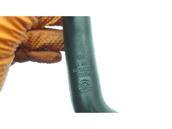 PRZEWÓD RURA ODMY AUDI A3 LEON GOLF PASSAT OCTAVIA 2.0 FSI 06F103217