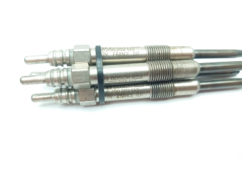 ŚWIECA ŻAROWA BOSCH KOMPLET FIAT 1.9 JTD, OPEL 1.9 CDTI SAAB 1.9 0250202132