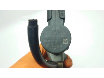 LISTWA WTRYSKOWA COMMON RAIL, ZAWÓR I CZUJNIK, MERCEDES 2.2 CDI 0445214038