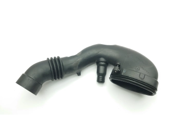 PRZEWÓD WĄŻ RURA WLOT POWIETRZA DO TURBO BMW E46, E60, E83 M47N 7790552