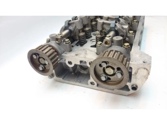 GŁOWICA CYLINDRÓW RENAULT MASTER, TRAFIC 2.2, 2.5 DCI OPEL VIVARO MOVANO 2.5 CDTI 8200408642