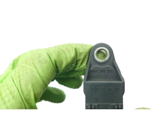 CZUJNIK WAŁKA ROZRZĄDU MASTER, TRAFIC 2.5, 2.2 DCI MOVANO VIVARO 8200370572