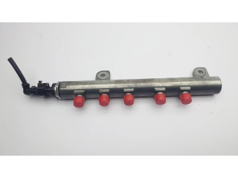 LISTWA WTRYSKOWA COMMON RAIL, CZUJNIK FIAT 1.9 JTD OPEL 1.9 CDTI 0445214095