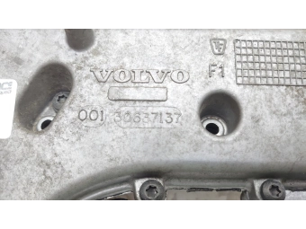KOLEKTOR SSĄCY POKRYWA ZAWORÓW VOLVO 2.4 D5 V70 S80 S60 XC90 30637137