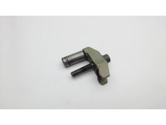 ŁAPKA MOCOWANIE UCHWYT WTRYSKU VW LT, TRANSPORTER T4, V70, S80 2.5 TDI