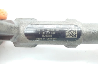 LISTWA WTRYSKOWA COMMON RAIL + CZUJNIK FIAT 1.3 JTD EU5 0445214239