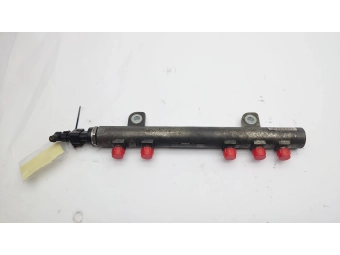 LISTWA WTRYSKOWA COMMON RAIL, CZUJNIK FIAT 1.3 OPEL CDTI 0445214141