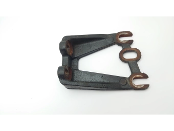 ŁAPA MOCOWANIE WSPORNIK KATALIZATORA 8200577165 VIVARO TRAFIC 2.0 DCI