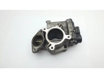 ZAWÓR EGR TRAFIC 2.0 DCI, VIVARO 2.0 CDTI PRIMASTAR X-TRIAL 2.0 8200797706