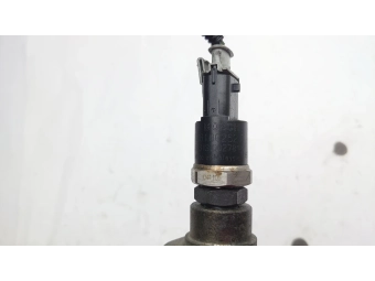 LISTWA WTRYSKOWA COMMON RAIL + CZUJNIK VOLVO V70 S60 XC90 2.4 D5 0445215010