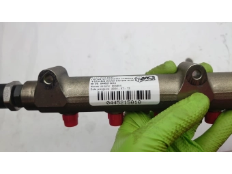 LISTWA WTRYSKOWA COMMON RAIL + CZUJNIK VOLVO V70 S60 XC90 2.4 D5 0445215010