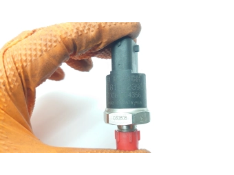 CZUJNIK CIŚNIENIA PALIWA BOSCH 0281002398 FIAT DUCATO 2.3 JTD IVECO OPEL VW