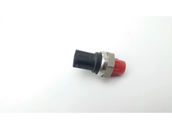 CZUJNIK CIŚNIENIA PALIWA A0061536028 MERCEDES-BENZ W169 W245 W204 S204 W221