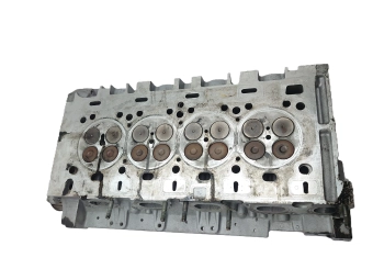 GŁOWICA CYLINDRÓW RENAULT MASTER MOVANO VIVARO 2.2 2.5 DCI 8200005876