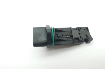 PRZEPŁYWOMIERZ POWIETRZA BOSCH F00C2G2062 BMW 3.0 M57 2.0 N47 E39, E38, E46