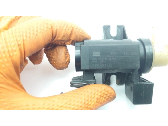 ELEKTROZAWÓR PODCIŚNIENIA TURBO 55563532 FIAT 1.3 1.9 JTD OPEL 1.3 1.9 CDTI