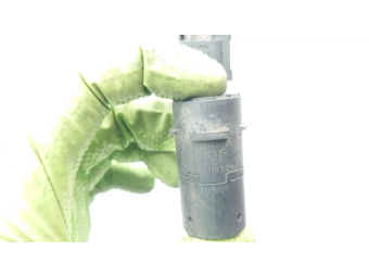 CZUJNIK PARKOWANIA, PDC BMW E46 ŚRODKOWY TYŁ ,3 PINOWY, TYLNY 6911831