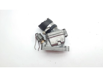 OBUDOWA TERMOSTATU VOLVO S80 V70 S60 XC90 XC70 2.4 D5 30650022