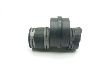 TŁUMIK SZMERÓW SSĄCYCH WĄŻ RURA INTERCOOLERA VW T3 T4 2.5 TDI 701145754