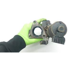 ZAWÓR EGR Z OBUDOWĄ OPEL ASTRA, ZAFIRA, CORSA, MERIVA 1.7 CDTI 8973550420