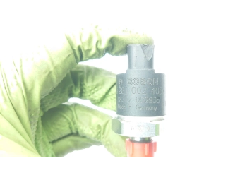 CZUJNIK CIŚNIENIA PALIWA LISTWAY CR IVECO DAILY 2.8 MASCOTT 2.8 0281002405