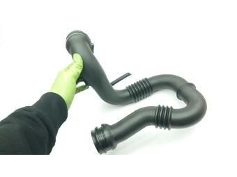 PRZEWÓD RURA WĄŻ INTERCOOLERA TURBO TRAFIC 2.0DCI, VIVARO CDTI 8201068612