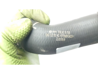 RURA WĄŻ WODY CHŁODNICA->TERMOSTAT VW SHARAN TIGUAN 2.0 TDI 5N0122101AC