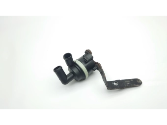 DODATKOWA POMPA WODY VW, AUDI SEAT SKODA 1.6 / 2.0 TDI + UCHWYT 5N0965561A