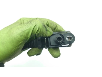 CZUJNIK CIŚNIENIA PALIWA BOSCH Z BLASZKĄ BMW 3 E46, 5 E39 X5 E53 3.0D M57 0261230046