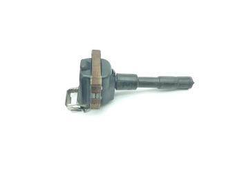 CEWKA ZAPŁONOWA BOSCH BMW E36 E34 E32 E38 E31 140-286 KM 0221504410