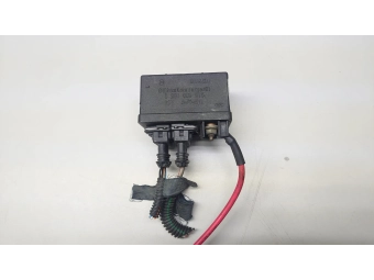 PRZEKAŹNIK ŚWIEC ŻAROWYCH FIAT DOBLO 1.9 D/JTD