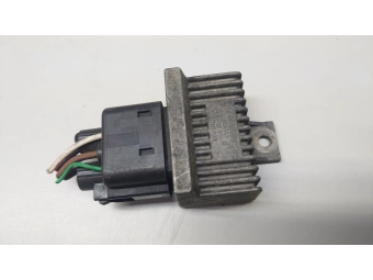 PRZEKAŹNIK ŚWIEC ŻAROWYCH RENAULT TRAFIC VIVARO 1.9DCI, 2.5 DCI