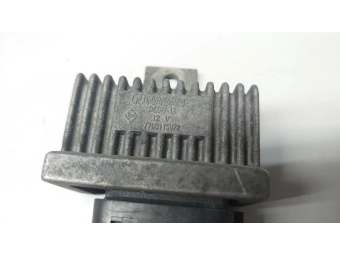 PRZEKAŹNIK ŚWIEC ŻAROWYCH RENAULT TRAFIC VIVARO 1.9DCI, 2.5 DCI