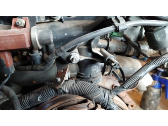 OBUDOWA TERMOSTATU FORD C-MAX MONDEO 2.0 TDCI 136