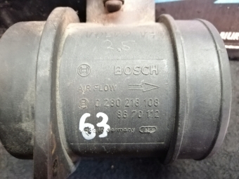 PRZEPŁYWOMIERZ POWIETRZA BOSCH 0280218108 VOLVO