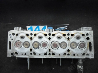 GŁOWICA CYLINDRÓW TOYOTA COROLLA E11 1.9 D