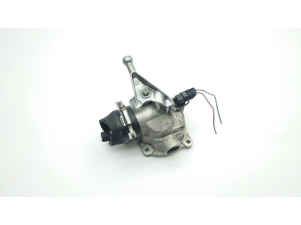 TERMOSTAT Z OBUDOWĄ MERCEDES W211, W203, W204, W211 2.2 2.7 CDI A6462000915