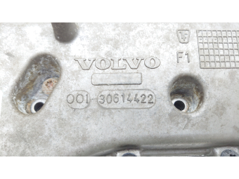 KOLEKTOR SSĄCY POKRYWA ZAWORÓW VOLVO 2.4 D5 V70 S80 S60 XC90 30614422