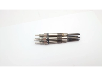 ŚWIECA ŻAROWA BOSCH KOMPLET FIAT 1.9 JTD, OPEL 1.9 CDTI SAAB 1.9 0250202132