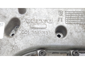 KOLEKTOR SSĄCY POKRYWA ZAWORÓW VOLVO 2.4 D5 V70 S80 S60 XC90 30637137