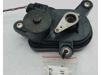 NASTAWNIK KLAP KOLEKTORA MERCEDES W211, W203 W209 2.7CDI, 2.2 CDI A6111500494