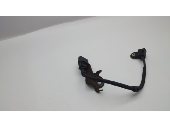 CZUJNIK POŁOŻENIA WAŁKA ROZRZĄDU AUDI, VW T5, T6 PASSAT B7 2.0 TDI 9805940
