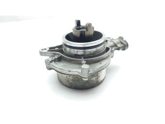 VACUM POMPA BMW E60 E63 E65 E70 E83 E87 E90 E92 2.0 3.0 3.5 D 11667791232