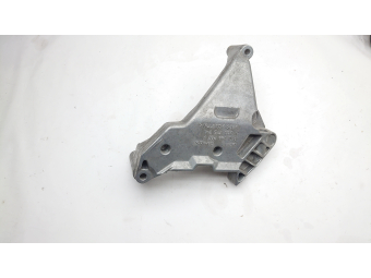 WSPORNIK ŁAPA SILNIKA PRAWA VW CADDY III PASSAT B6 GOLF V 1.9 TDI 03G199207F