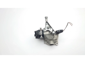 TERMOSTAT Z OBUDOWĄ MERCEDES W211, W203, W204, W211 2.2 2.7 CDI A6462000915