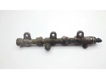 LISTWA WTRYSKOWA COMMON RAIL RENAULT TRAFIC II VIVARO 2.0 DCI 0445214251
