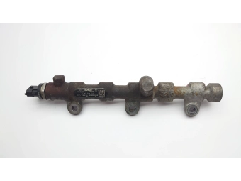 LISTWA WTRYSKOWA COMMON RAIL RENAULT TRAFIC II VIVARO 2.0 DCI 0445214251