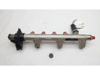 LISTWA WTRYSKOWA COMMON RAIL, CZUJNIK MASTER 2.5, 2.2 DCI MOVANO 0445214025